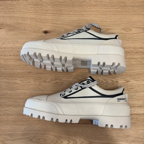 Diesel D Hiko SH X Shoes in Leather & Robber - Picture 6 of 16